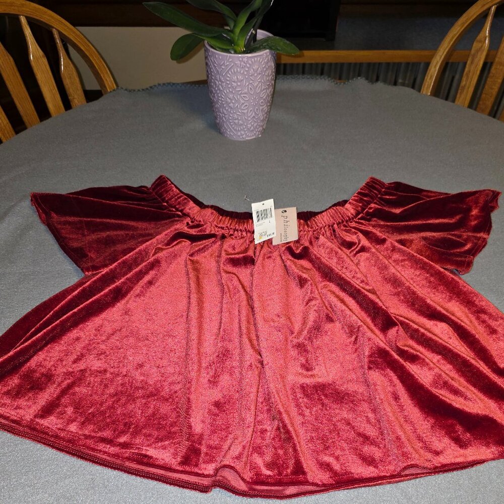 Women's Philosophy Republic Clothing - Off Shoulder Swing Top